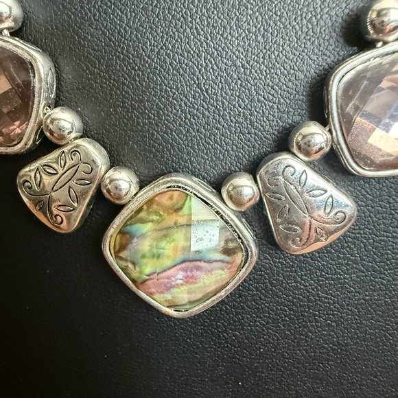 Silver and Green Gemstone Necklace with Organic Design - Picture 4 of 14